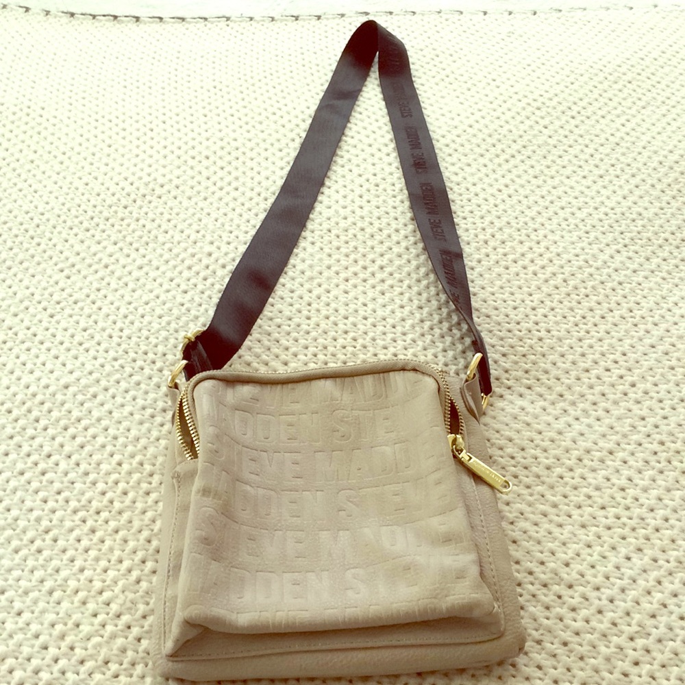 Steve Madden crossbody bag